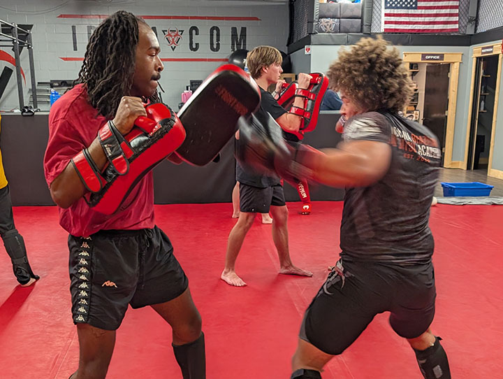 Kickboxing in Greenwood Indiana MMA